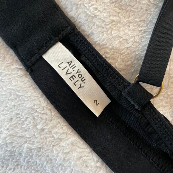 NWT Lively Bralette Black Size 2 Bra New With Tags Minimalist 34 36 D DD DDD - Picture 5 of 7